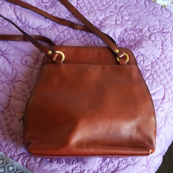 Banuce Handbags - Closet Clearout! Banuce Italian Leather Small Bag